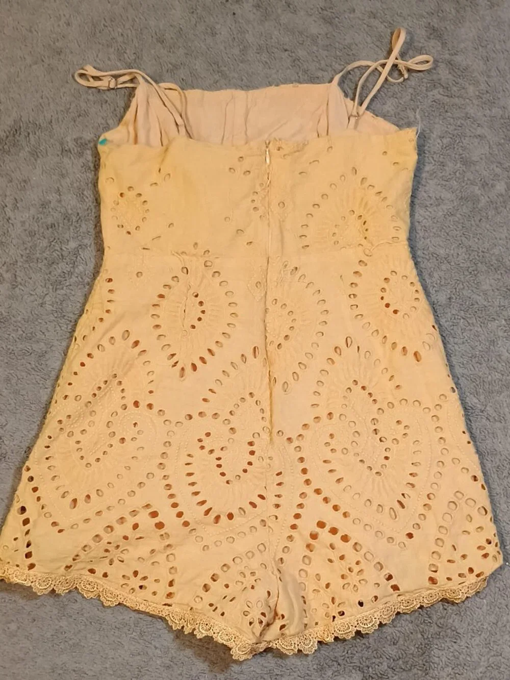 Lulus/Romper/Womens XS/Orange Eyelet Lace Tie Front Cutout Boho Cottagecore Chic